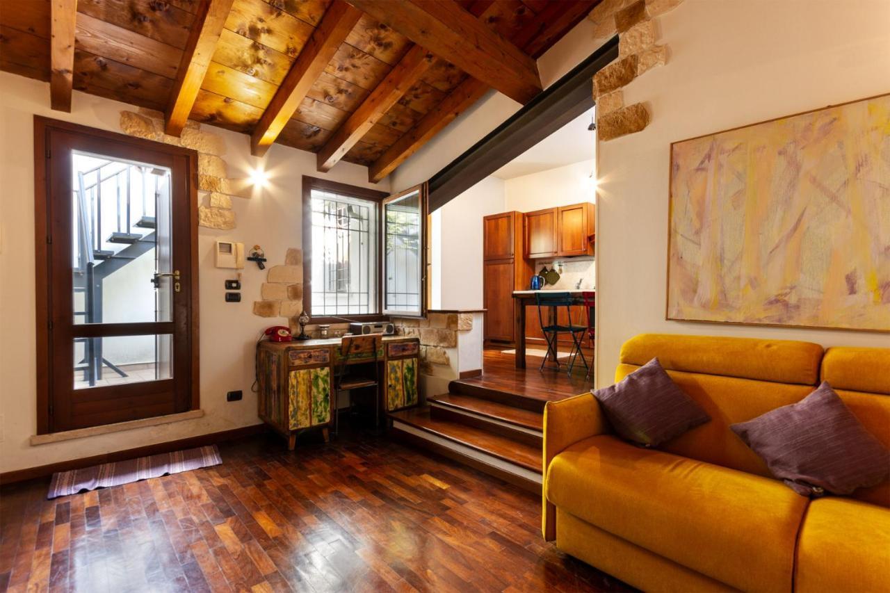 La Terrazza Apartment - Smart Holiday Mantova Exterior photo