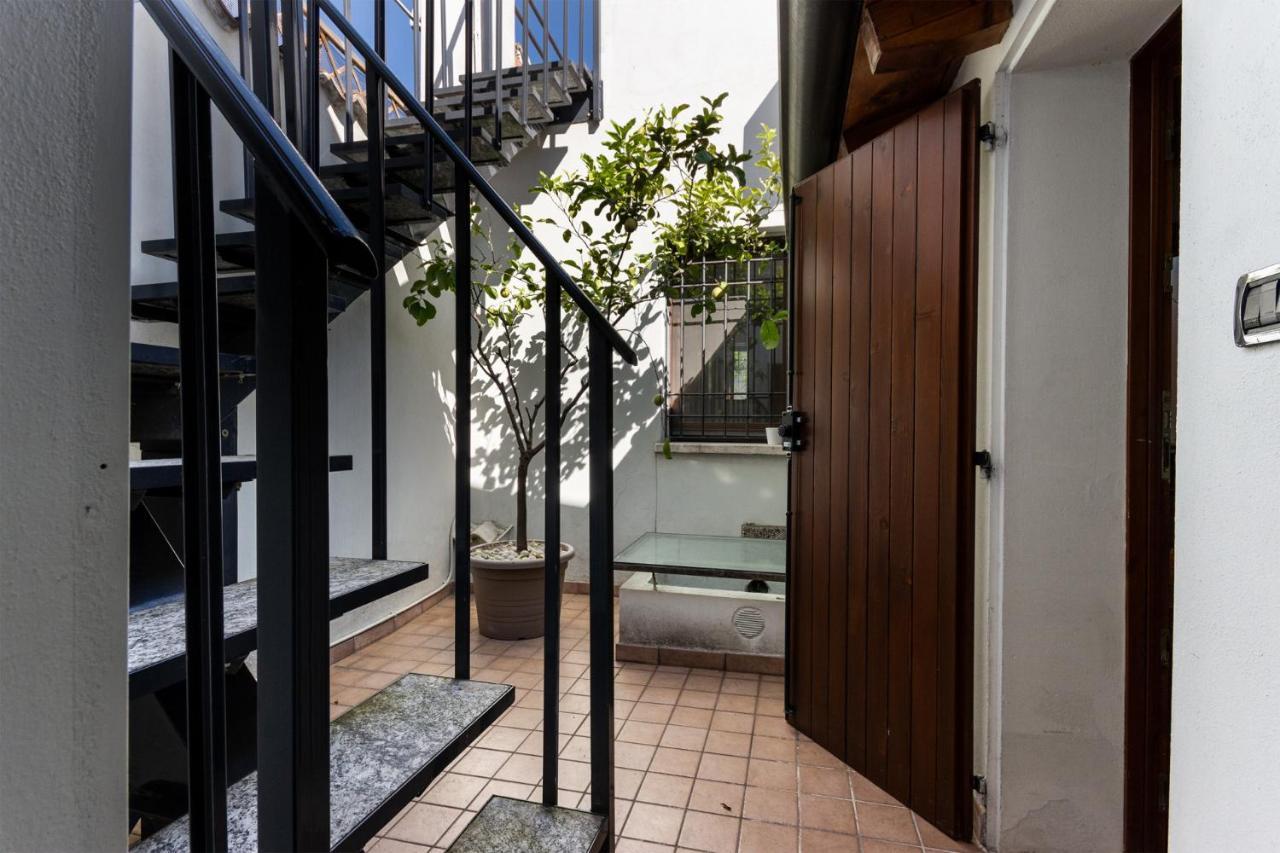 La Terrazza Apartment - Smart Holiday Mantova Exterior photo